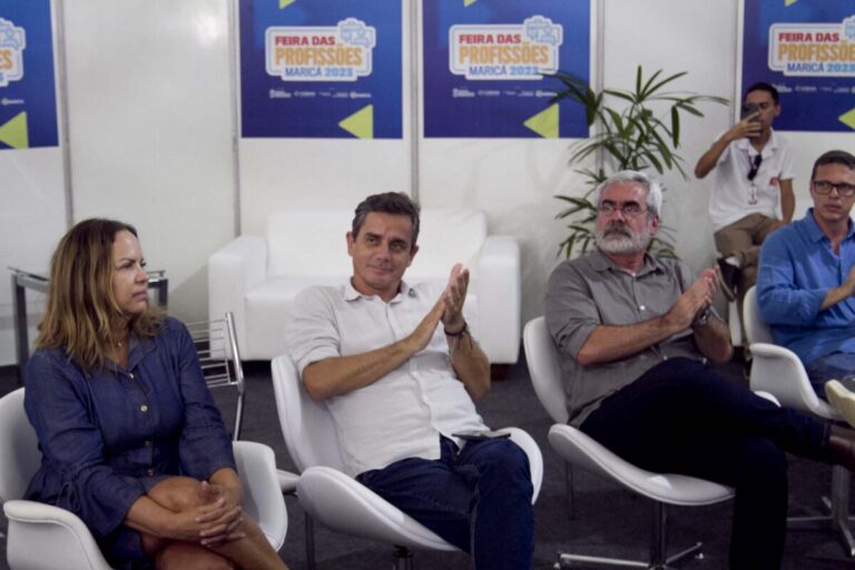 Feira das Profissões apresenta oportunidades para o mercado de trabalho em Maricá