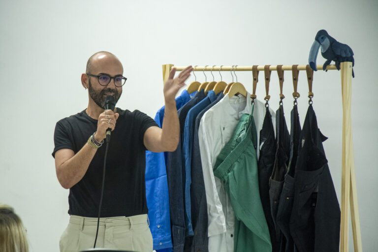 Pomar faz workshop para mostrar tecidos de ponta a empreendedores da moda