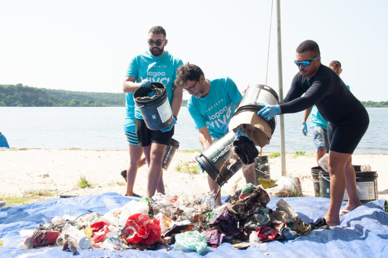 Em parceria com Petrobras, ação de conscientização movimenta orla do Boqueirão