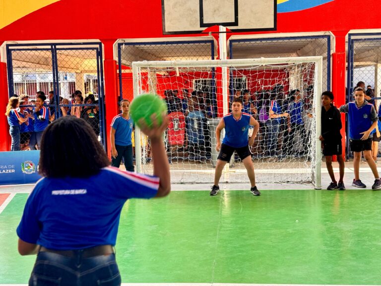 Às vésperas do Global Tour, Unidades Escolares de Maricá recebem clínica de handebol