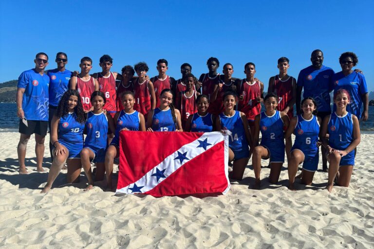 Time de Maricá estreia no Carioca de handebol de praia na categoria cadete