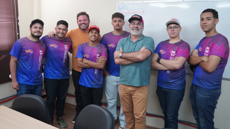 Equipe premiada em torneio de games é recebida na Codemar