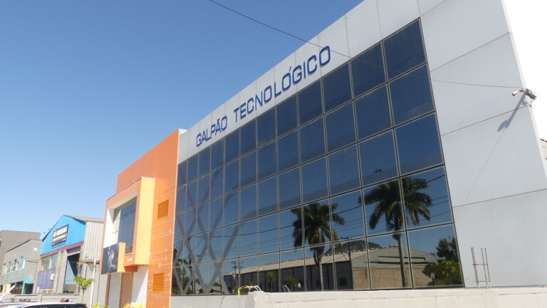 Maricá tem formação gratuita em Programação com bolsas de até R$ 600. Inscrições terminam na próxima sexta (06/06)