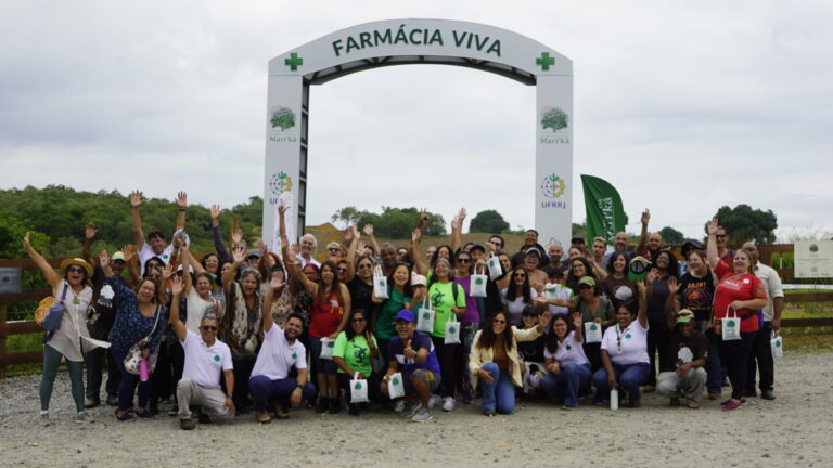 Farmacopeia Mari’ká abriu as portas da fazenda para visita guiada