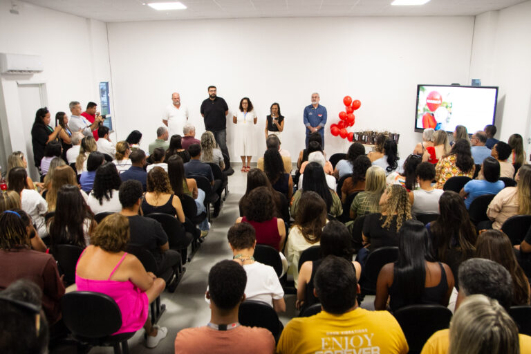 Codemar celebra o Dia das Mães com encontro especial entre colaboradores